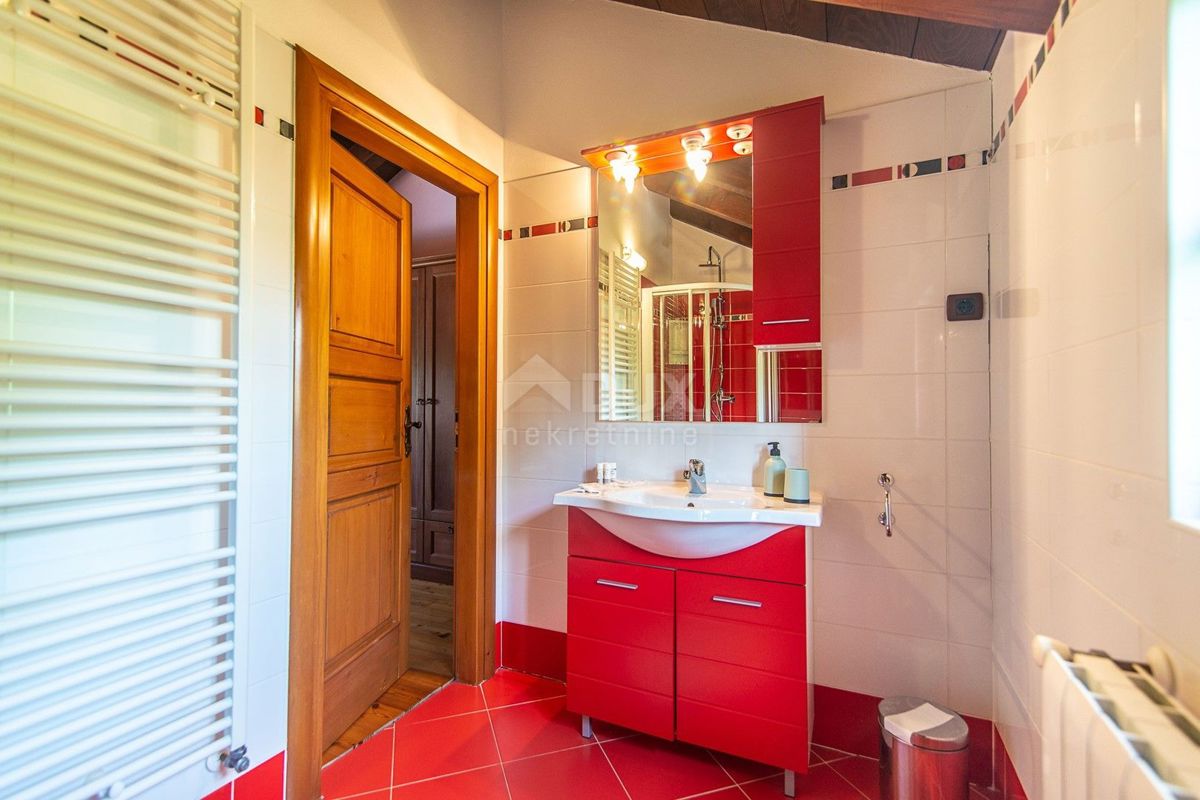 ISTRIA, ŽMINJ - Villa in pietra nel magico centro dell'Istria