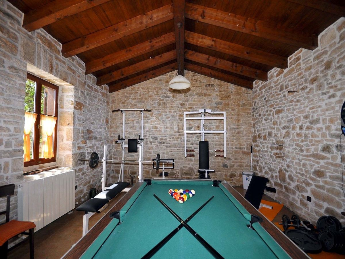ISTRIA, ŽMINJ - Villa in pietra nel magico centro dell'Istria