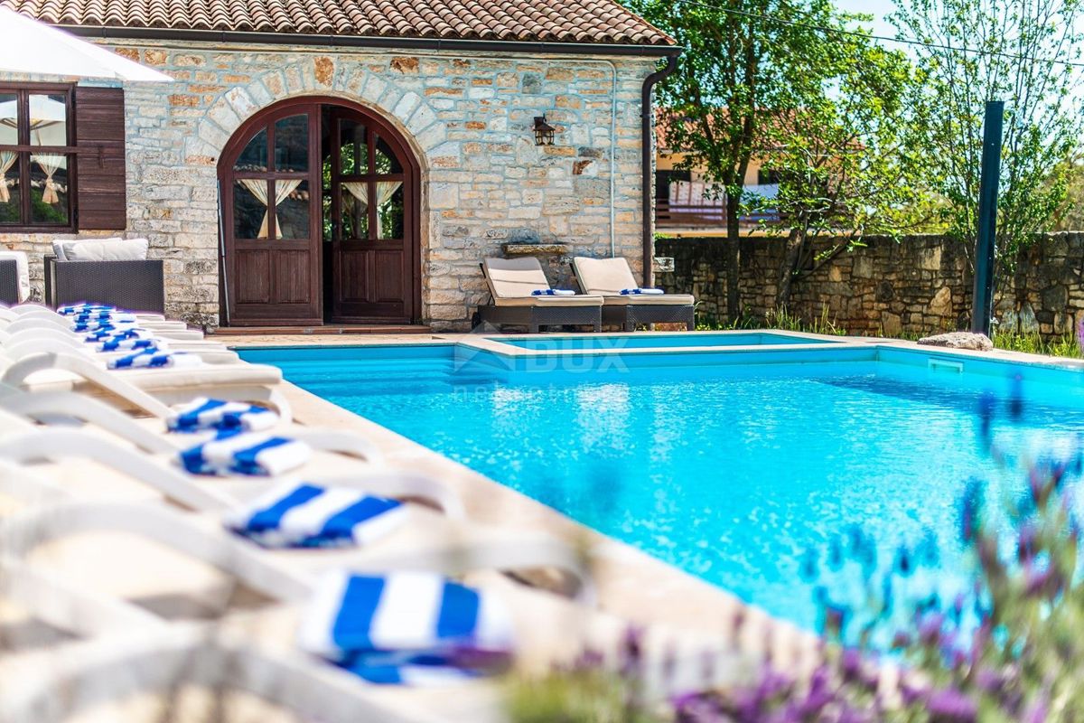 ISTRIA, ŽMINJ - Villa in pietra nel magico centro dell'Istria