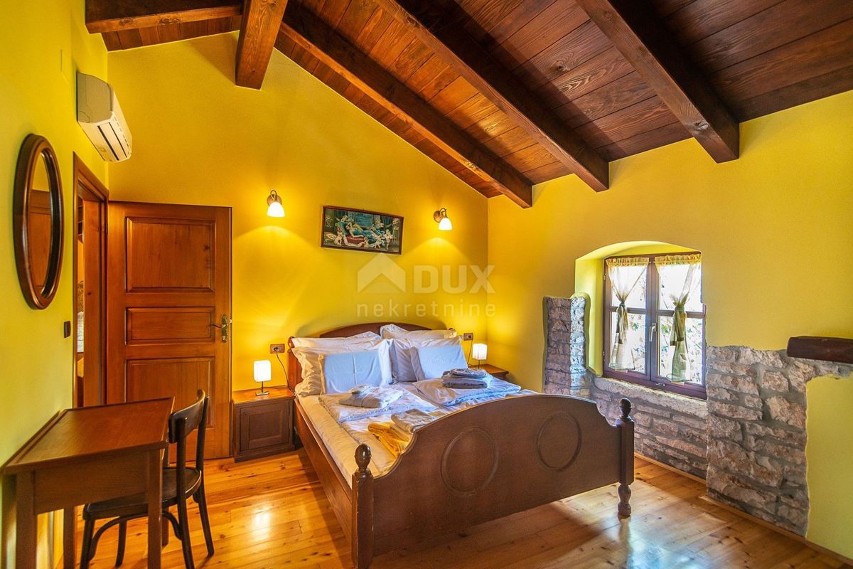 ISTRIA, ŽMINJ - Villa in pietra nel magico centro dell'Istria