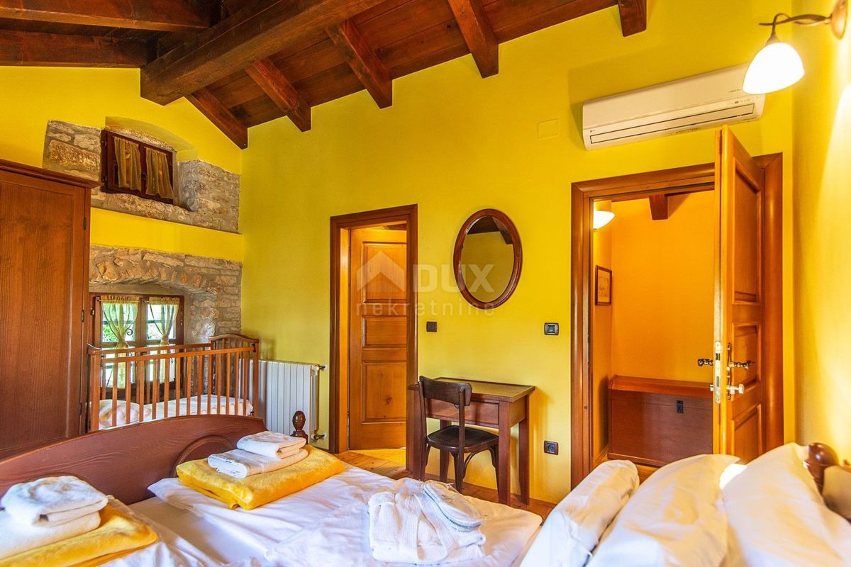 ISTRIA, ŽMINJ - Villa in pietra nel magico centro dell'Istria
