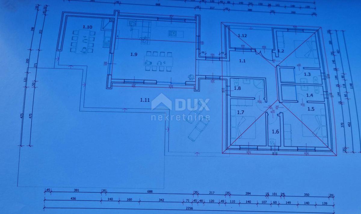 ISTRIA, LIŽNJAN - casa indipendente con piscina in costruzione!