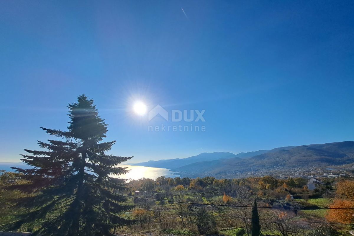 OPATIJA, KASTAV - Villa/casa, 260 m2 con vista e 1400 m2 di giardino