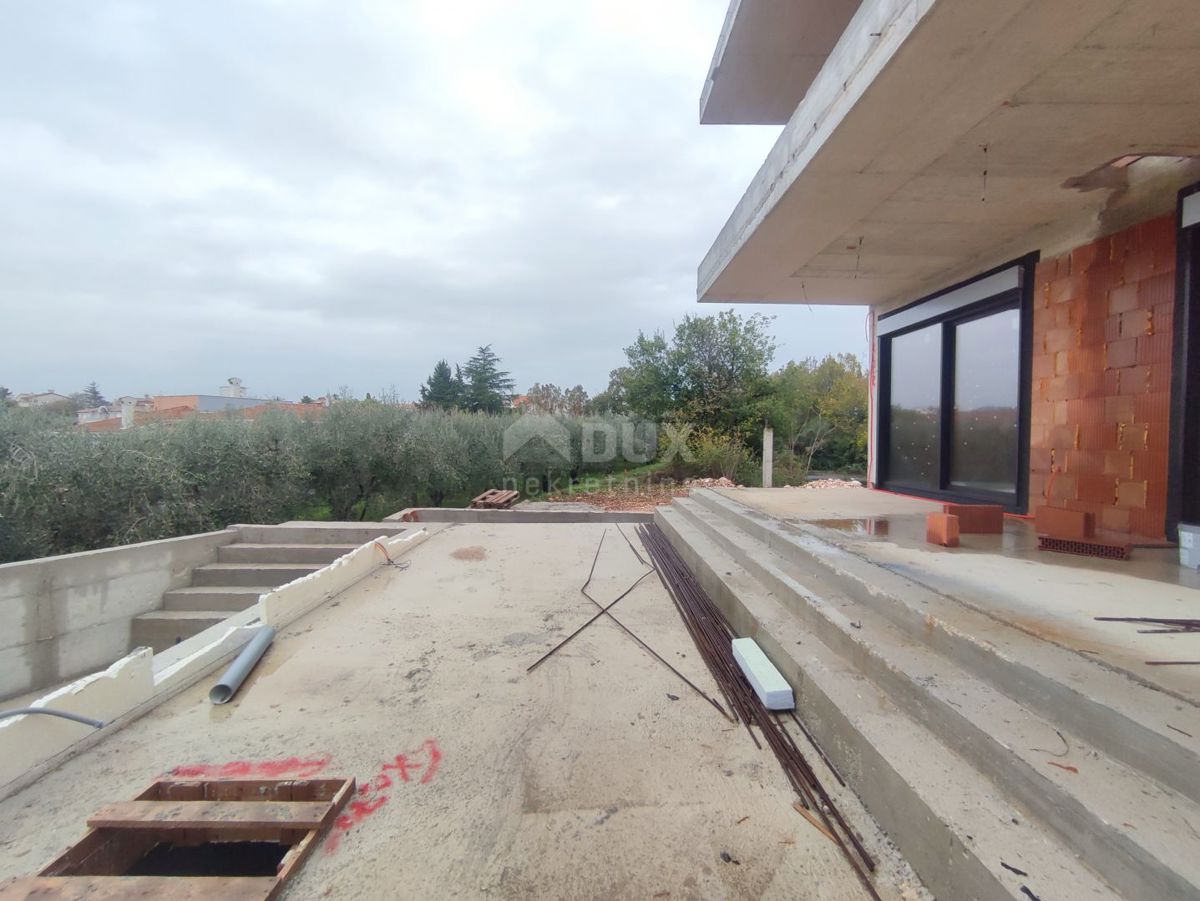 ISTRIA, MEDULINO - Moderna villa vicino alla spiaggia immersa nel verde