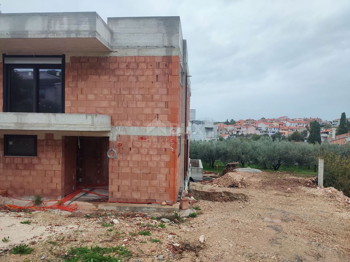 ISTRIA, MEDULINO - Moderna villa vicino alla spiaggia immersa nel verde