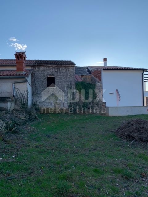  ISTRIA SVETINČENAT, Casa in pietra da ristrutturare con progetto