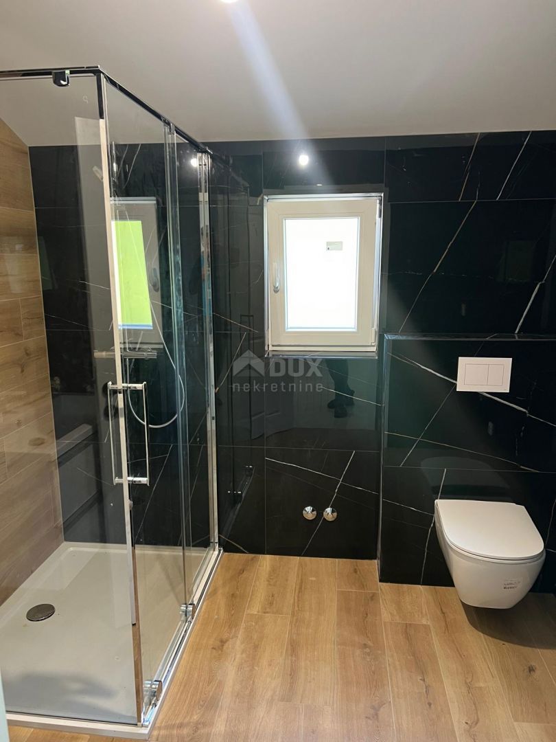 ZADAR, VRSI - Oasi di pace ed eleganza: casa in pietra con piscina a Vrsi, vicino a Zara!