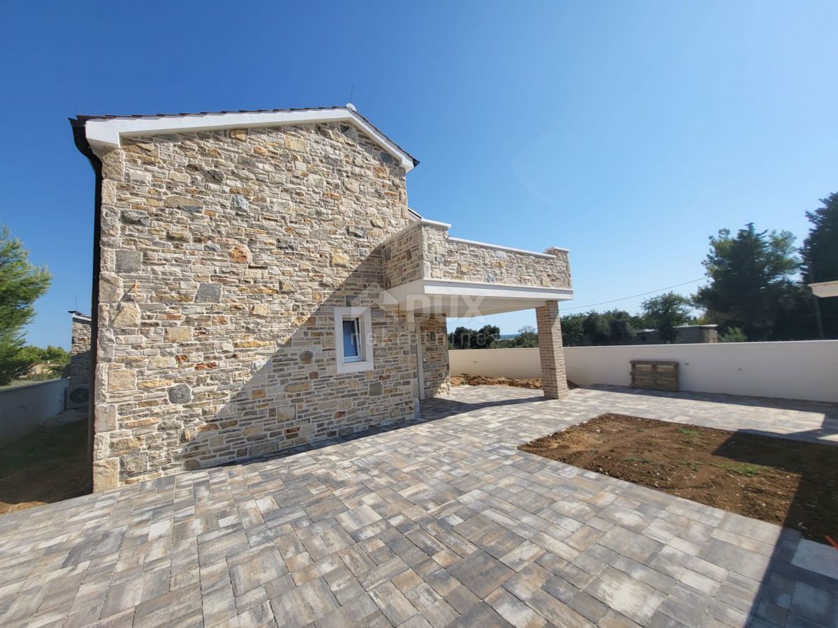 ZADAR, VRSI - Oasi di pace ed eleganza: casa in pietra con piscina a Vrsi, vicino a Zara!
