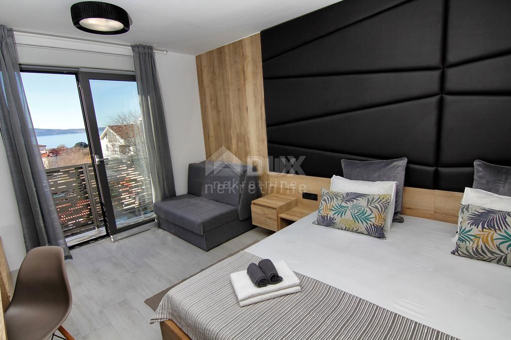 NOVI VINODOLSKI - Hotel con 9 camere e un ristorante nel centro della città
