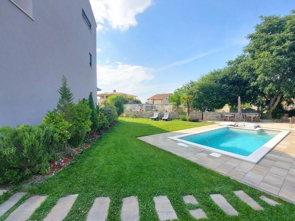 ISTRIA, BALE - Moderna villa bifamiliare