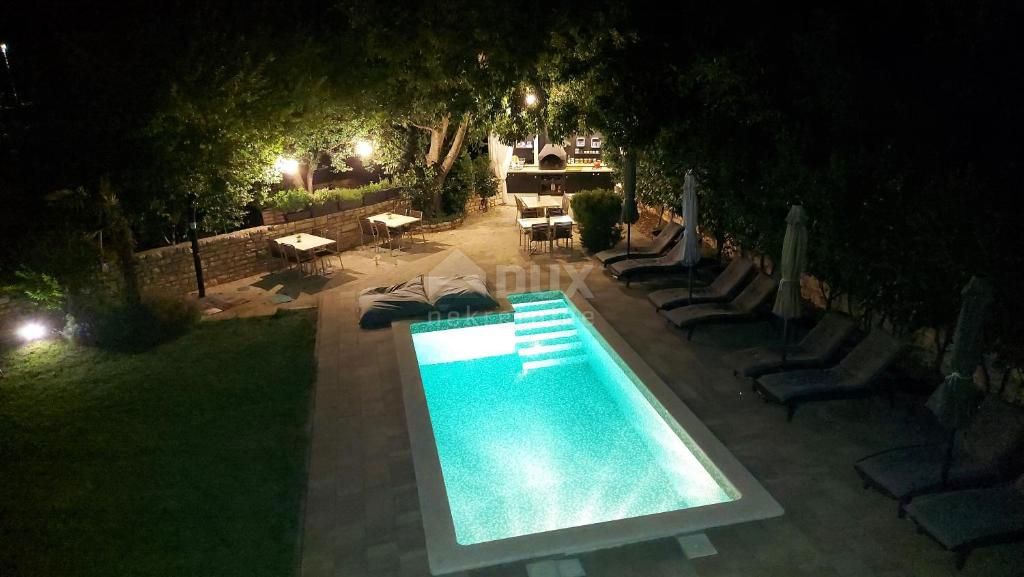 ISTRIA, BALE - Moderna villa bifamiliare