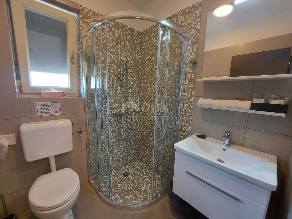 ISTRIA, BALE - Moderna villa bifamiliare
