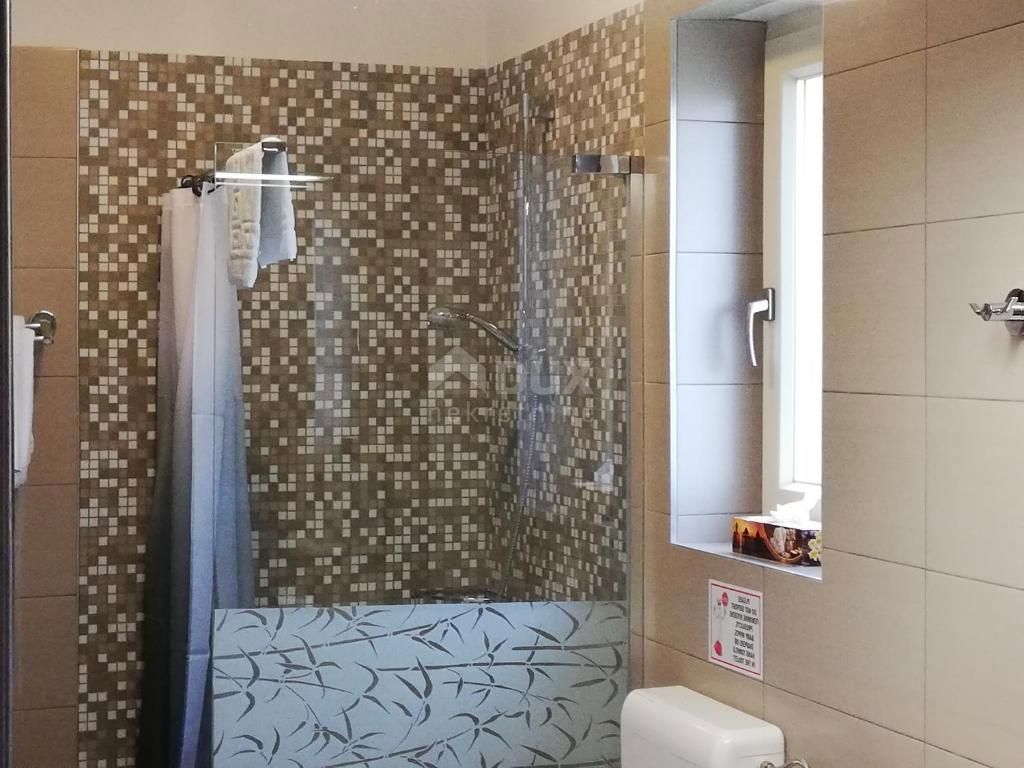 ISTRIA, BALE - Moderna villa bifamiliare