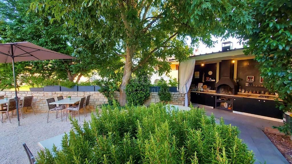 ISTRIA, BALE - Moderna villa bifamiliare