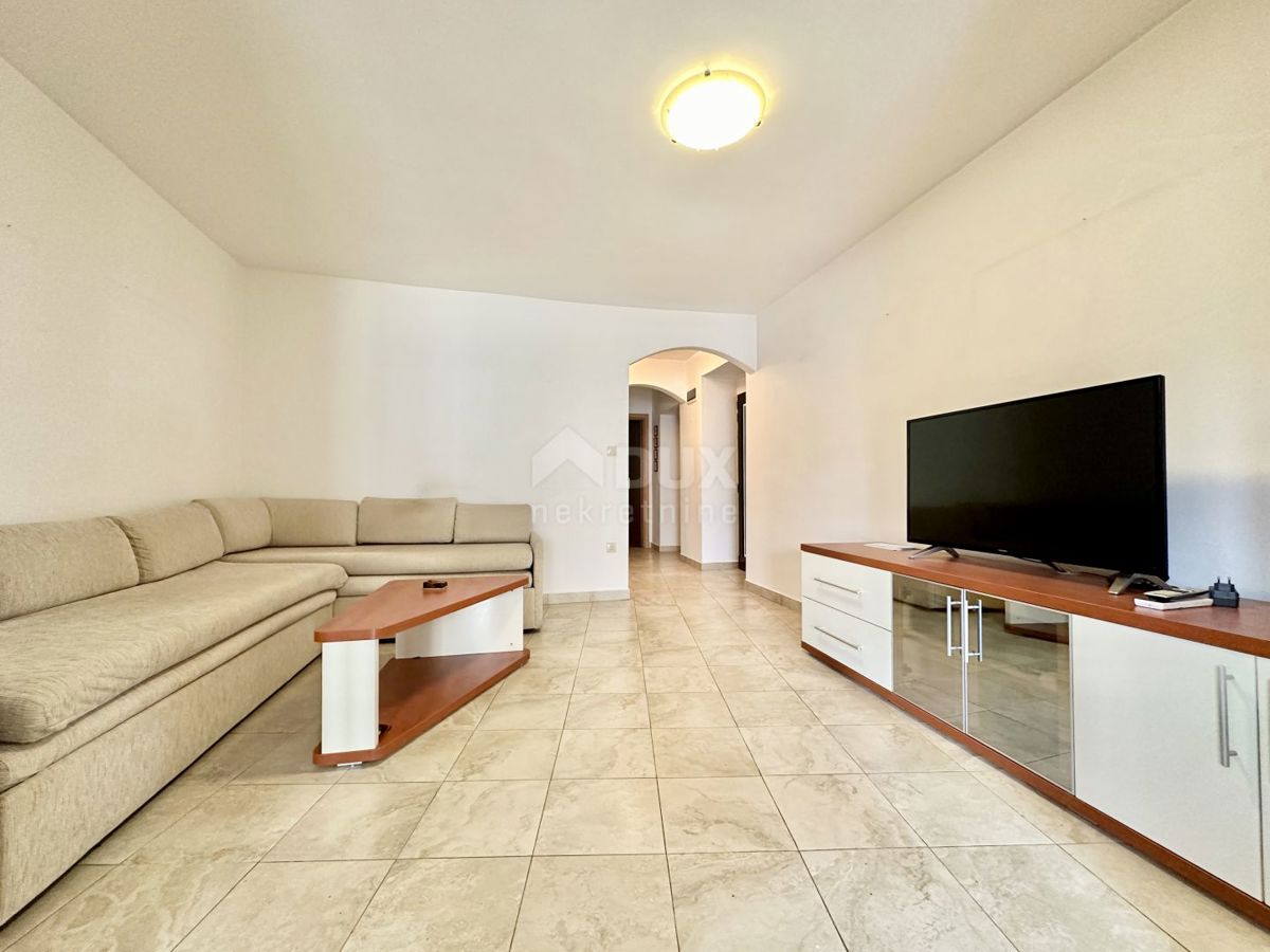 ISTRIA, UMAGO - Appartamento in centro città, 1° piano, 100 m2