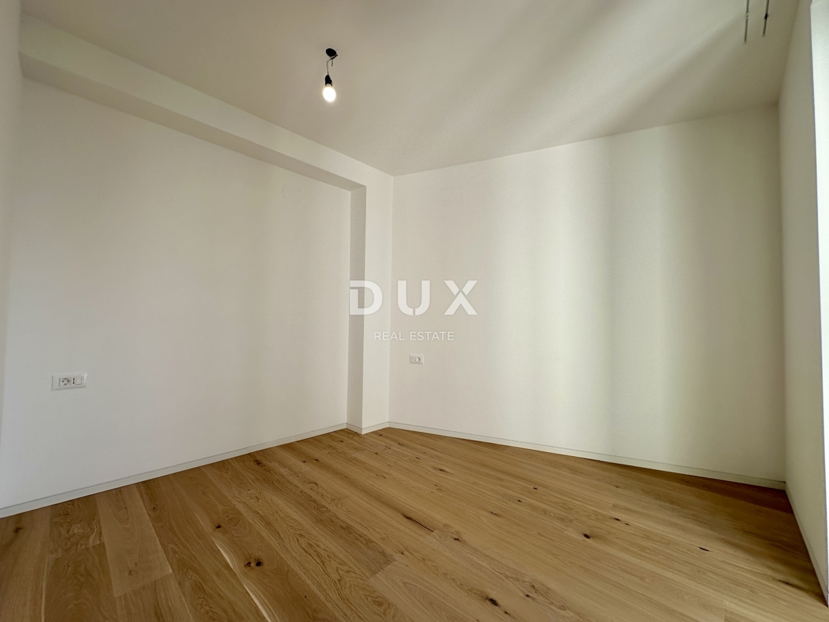 UMAGO, CENTRO - Appartamento in lussuosa costruzione nuova, prima fila al mare