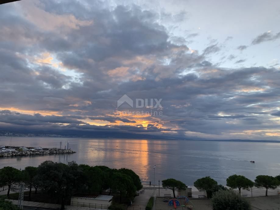 OPATIJA, IČIĆI - appartamento più grande arredato con terrazza, seconda fila dal mare, vista panoramica sul mare