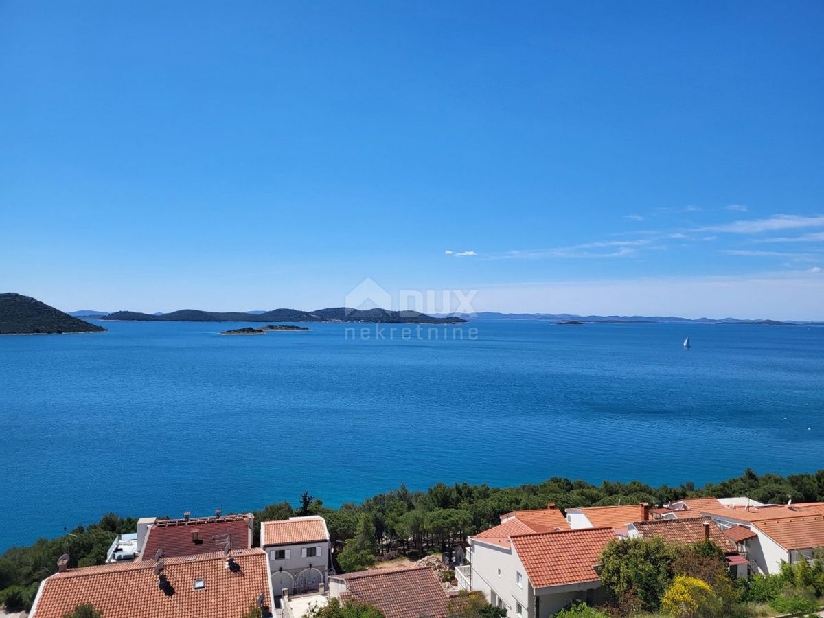 ZADAR, PAKOŠTANE - Appartamento su due piani con bellissima vista 