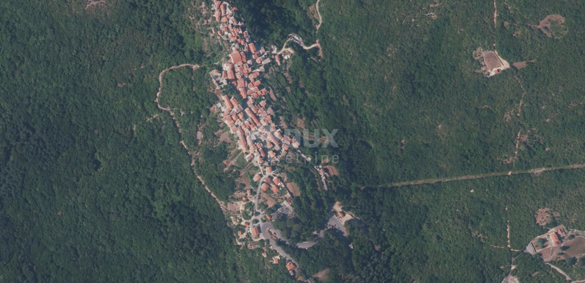 ISOLA DI KRK, DOBRINJ - Terreno edificabile 675 m2