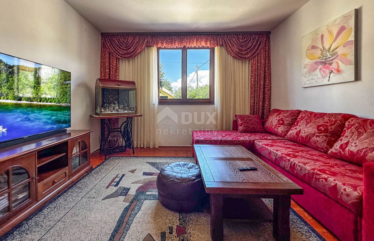 RIBNICA, OBROVAC - OCCASIONE! Casa 1a fila al mare + barca e posto barca