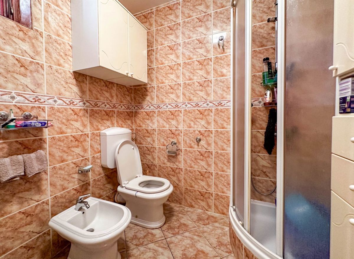 RIBNICA, OBROVAC - OCCASIONE! Casa 1a fila al mare + barca e posto barca