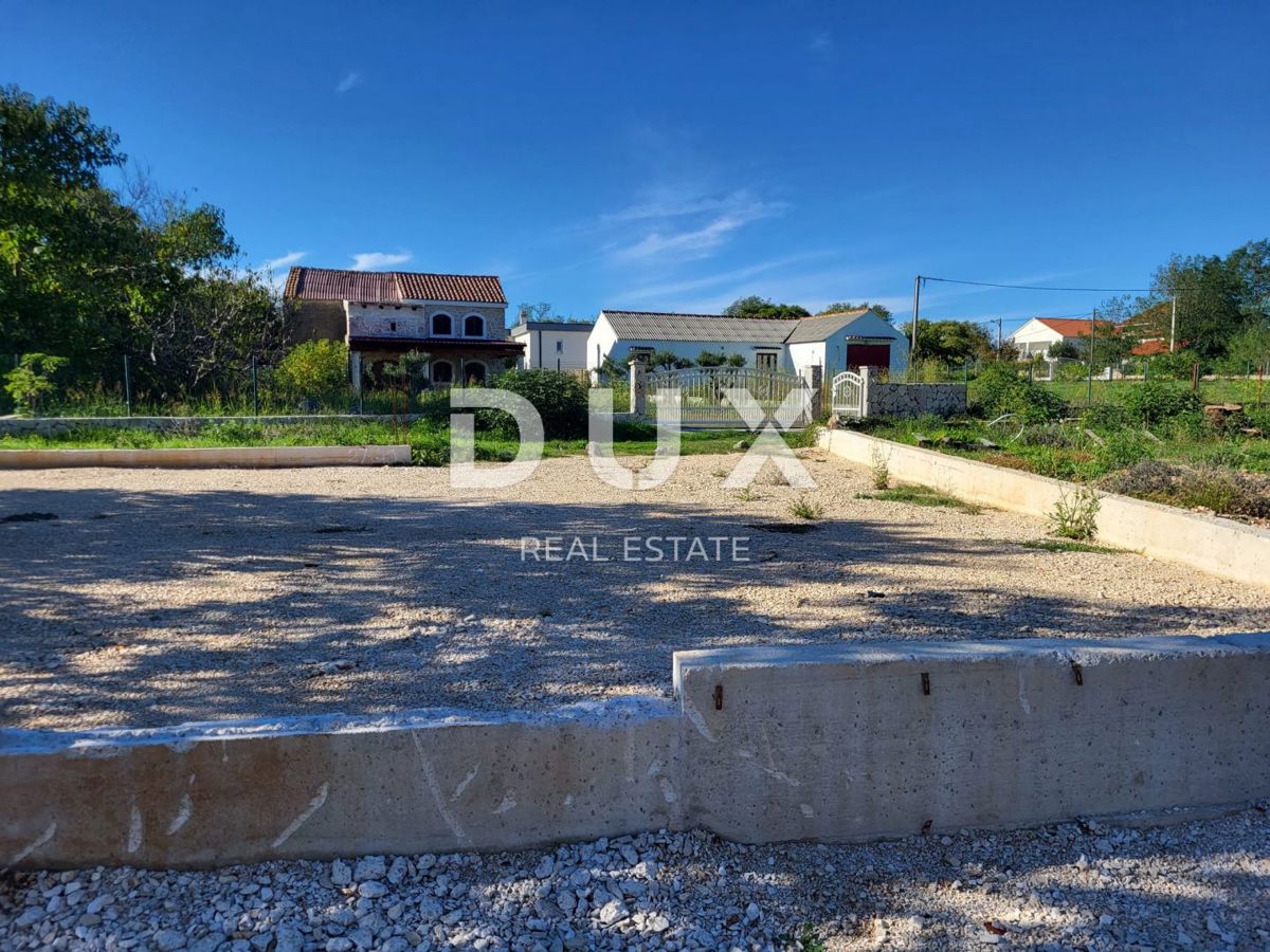 ZADAR, ŽERAVA - Casa di nuova costruzione con piscina