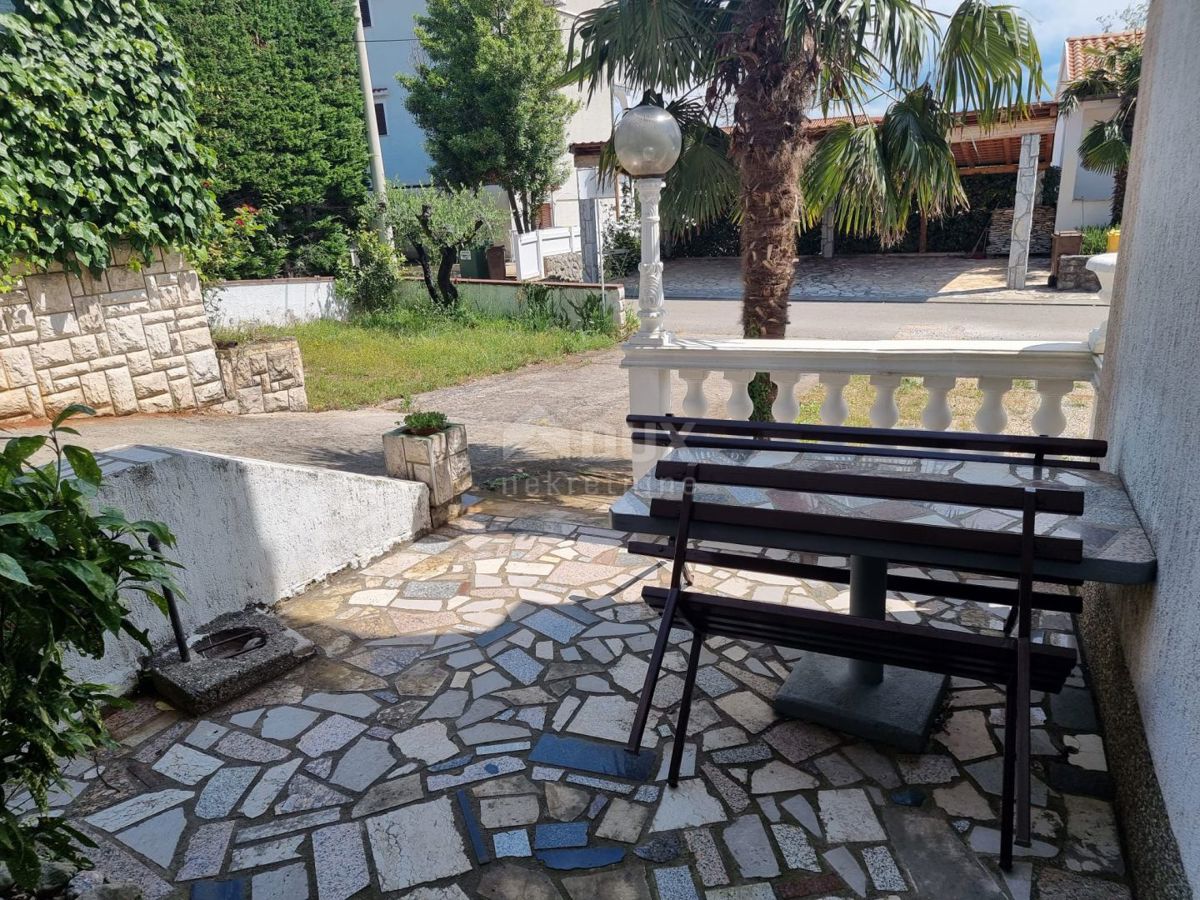 ISOLA DI KRK, MALINSKA - Appartamento 2 camere da letto, 2 posti auto, 200 m dal mare