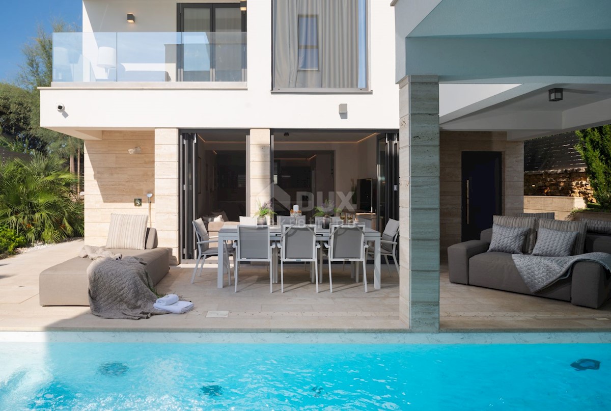 ZADAR, VRSI - Lussuose ville gemelle 1a fila al mare