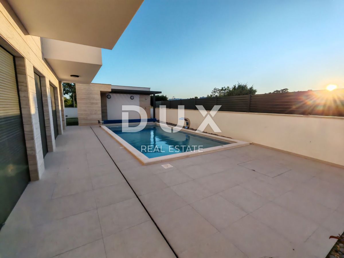 ZADAR, ZATON - Villa bifamiliare di lusso con piscina riscaldata, sauna e palestra! Nuova costruzione! A1