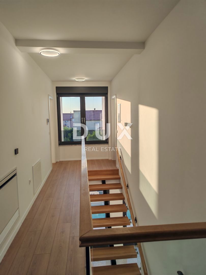 ZADAR, ZATON - Villa bifamiliare di lusso con piscina riscaldata, sauna e palestra! Nuova costruzione! A1