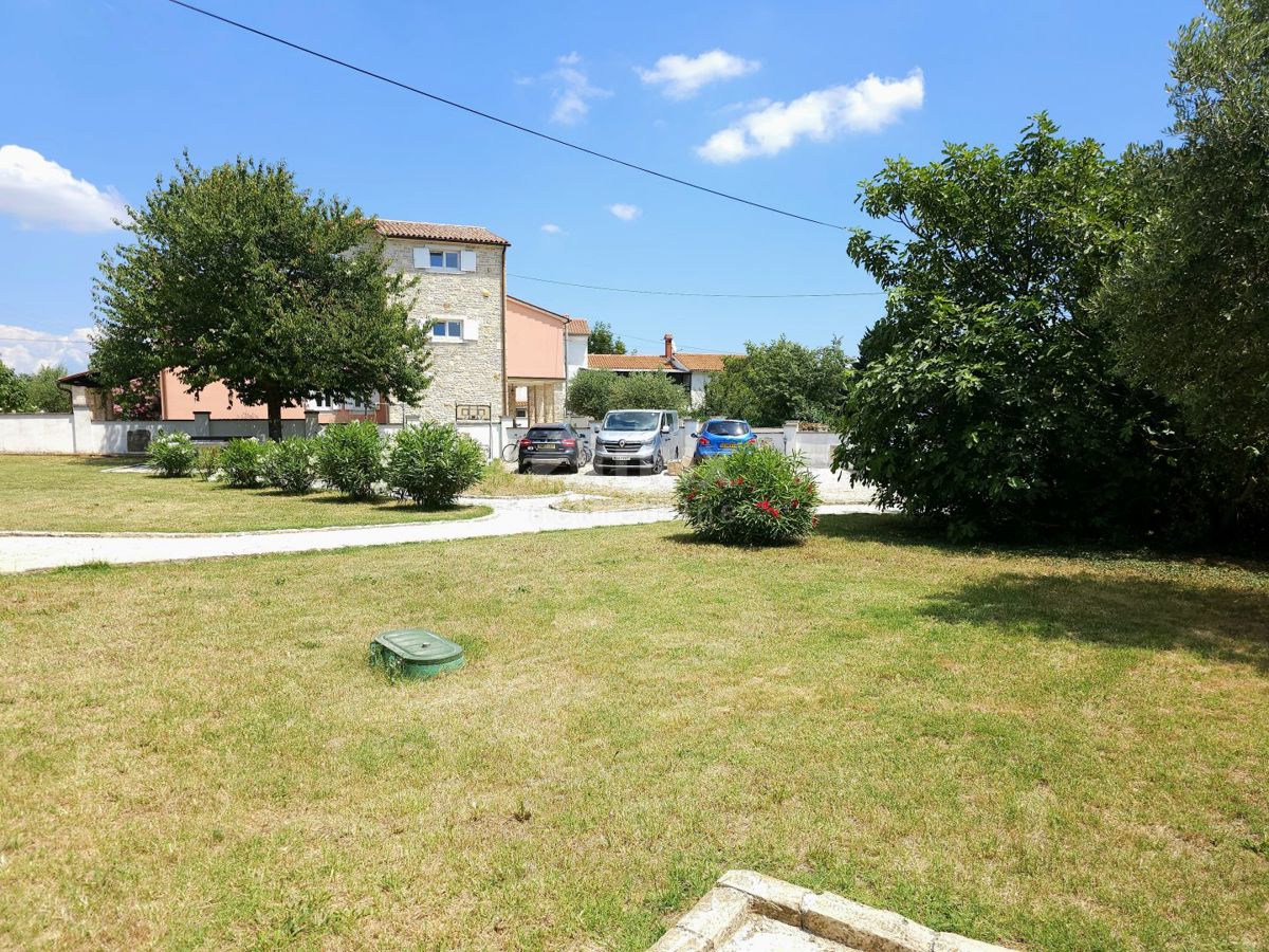 ISTRIA, FILIPPINE - Esclusiva villa in pietra con ampio giardino