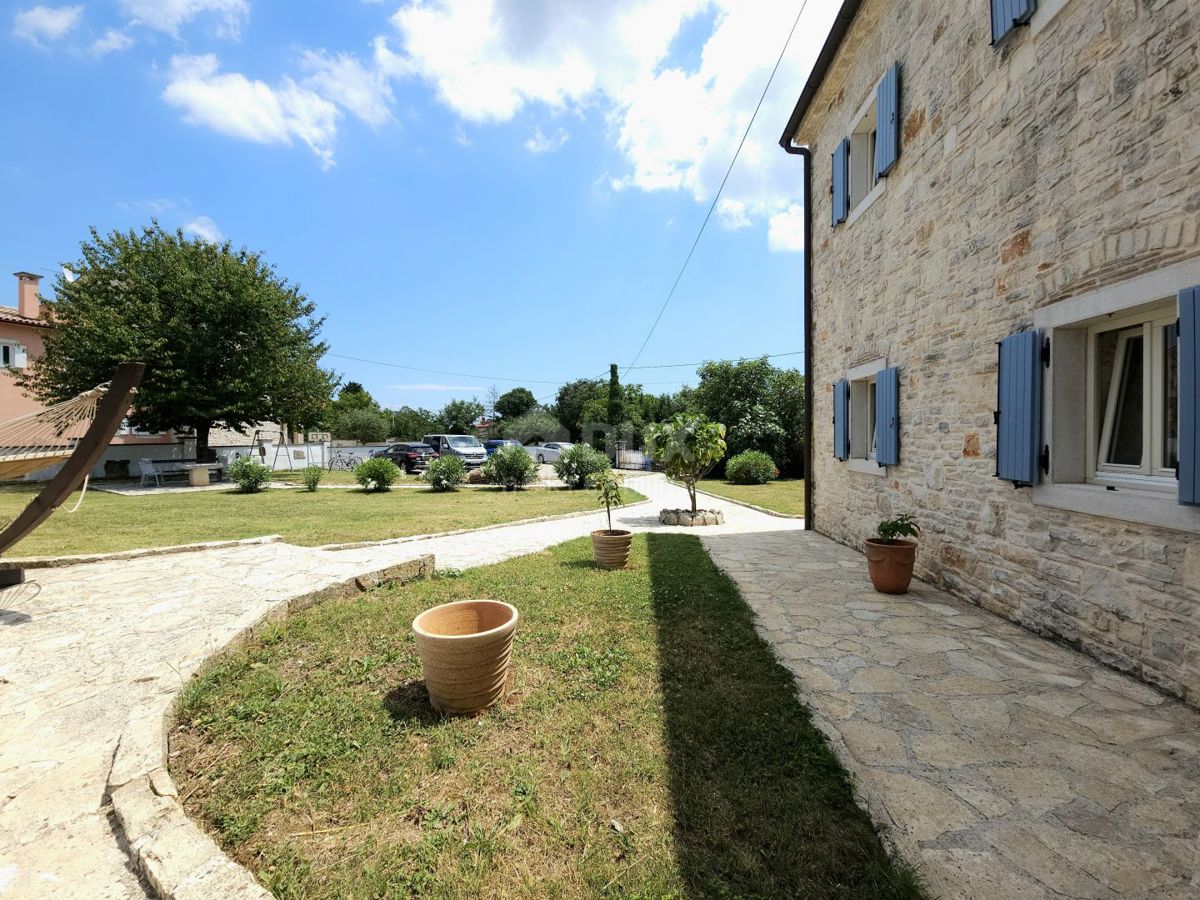 ISTRIA, FILIPPINE - Esclusiva villa in pietra con ampio giardino