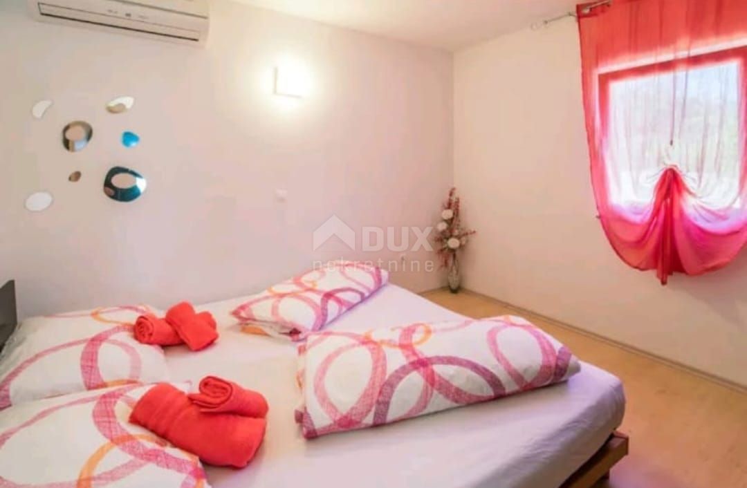 CITTÀ DI KRK - Casa indipendente vicino al mare