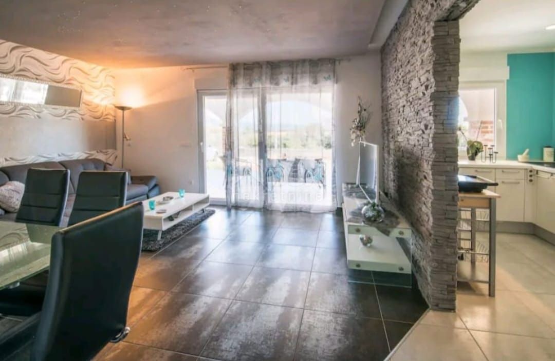 CITTÀ DI KRK - Casa indipendente vicino al mare