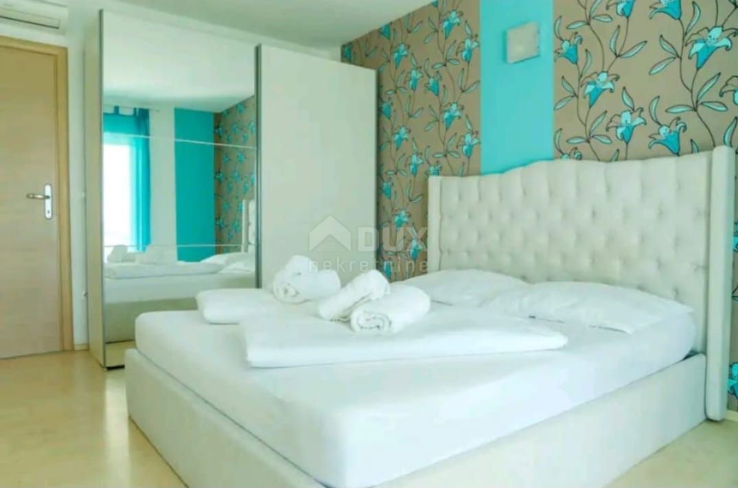 CITTÀ DI KRK - Casa indipendente vicino al mare