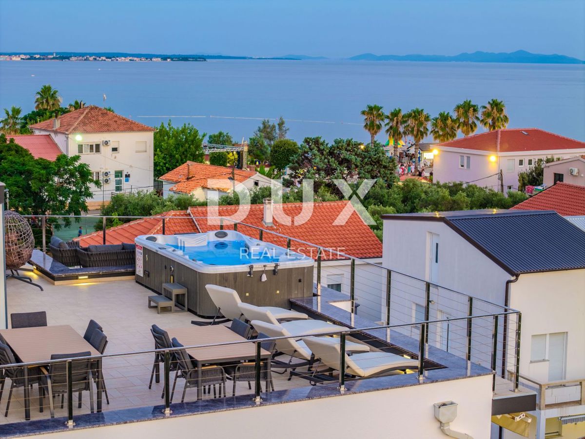 ZADAR, VIR - Villa di lusso con incredibile vista sul mare a 150 metri dalla spiaggia!