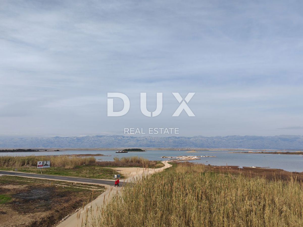 ZADAR, PRIVLAKA - Nuova costruzione! Stupendo attico a soli 140 metri dalla spiaggia con un'irresistibile vista mare! S3