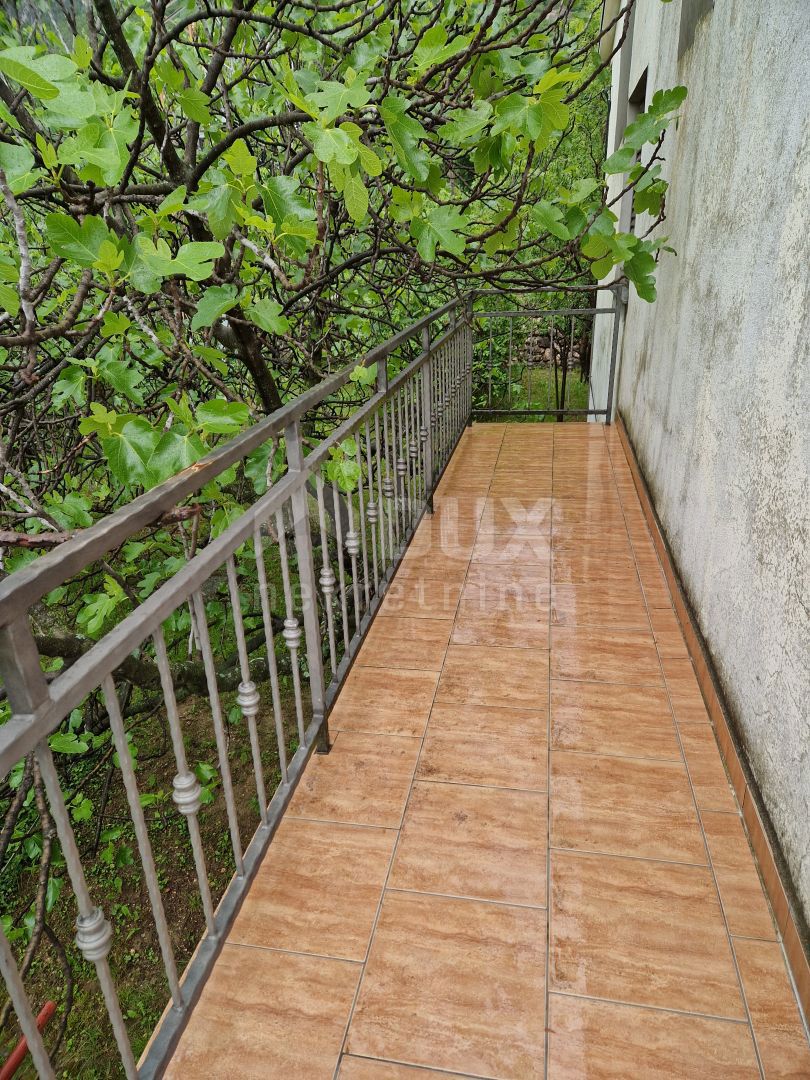 BRIBIR - casa indipendente con giardino in posizione tranquilla