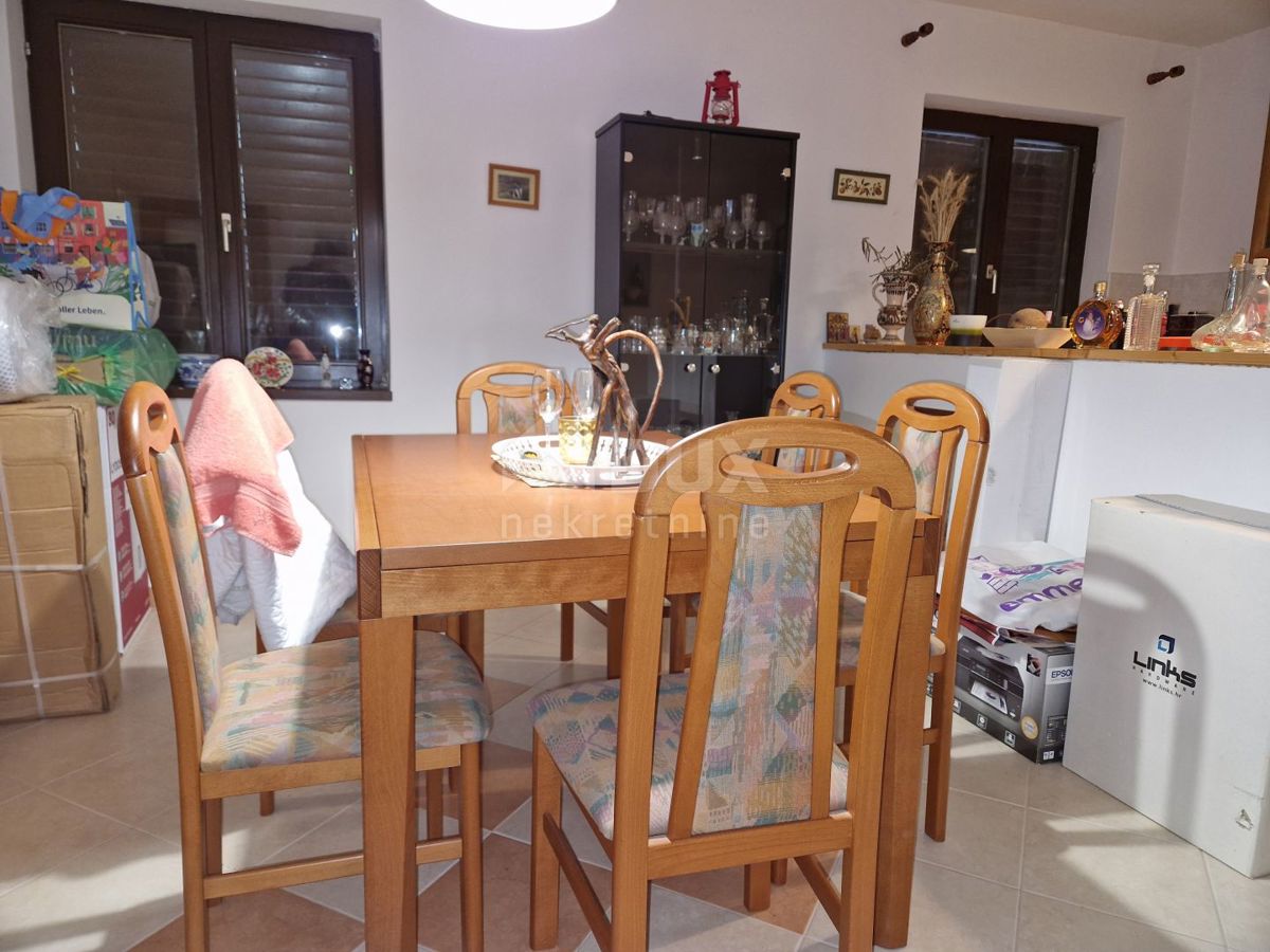 BRIBIR - casa indipendente con giardino in posizione tranquilla