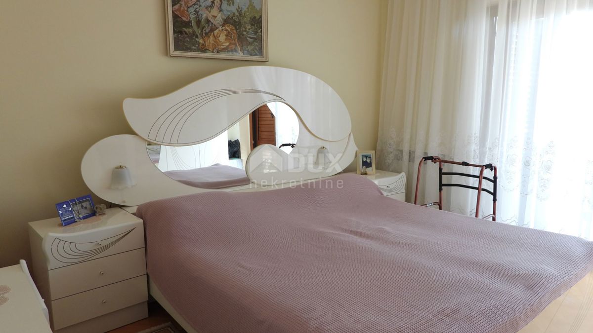 OPATIJA, LOVRAN - casa bifamiliare con bellissima vista sul mare + dintorni 