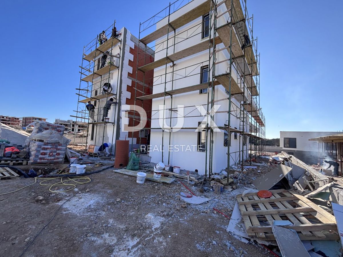 ISOLA DI PAG, POVLJANA - Appartamento con vista mare nella costruzione S4
