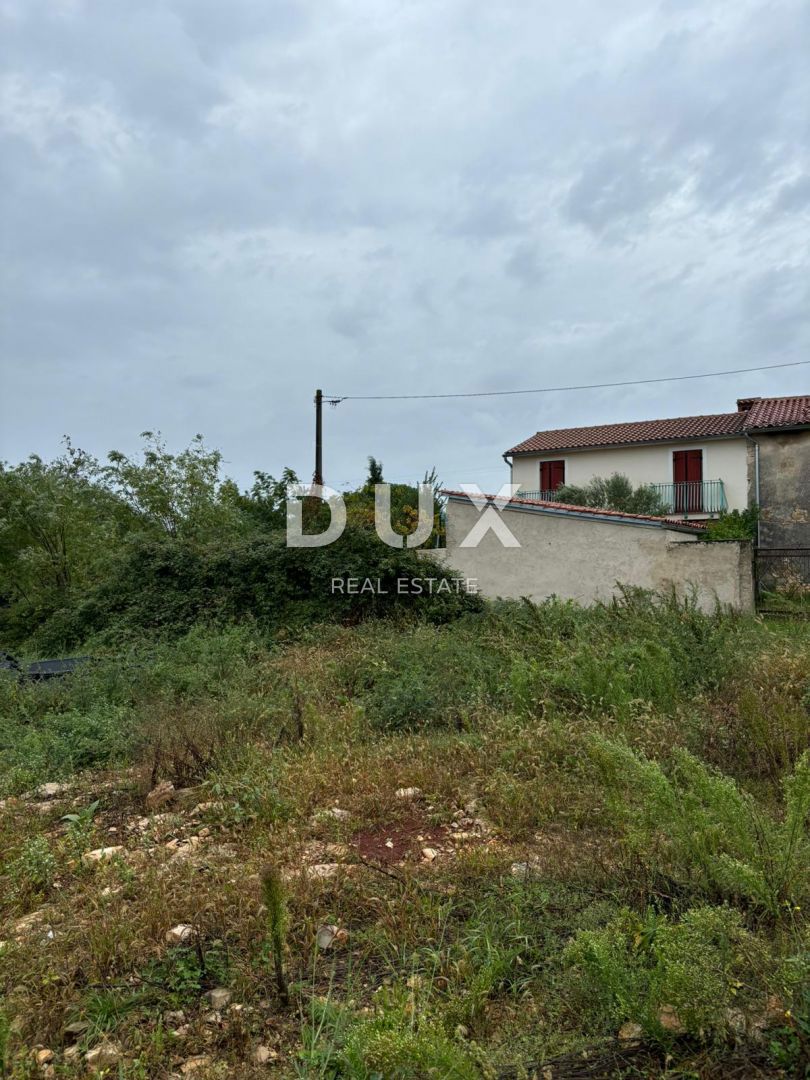 ISTRIA, KANFANAR - Terreno abbinabile vicino al centro del paese