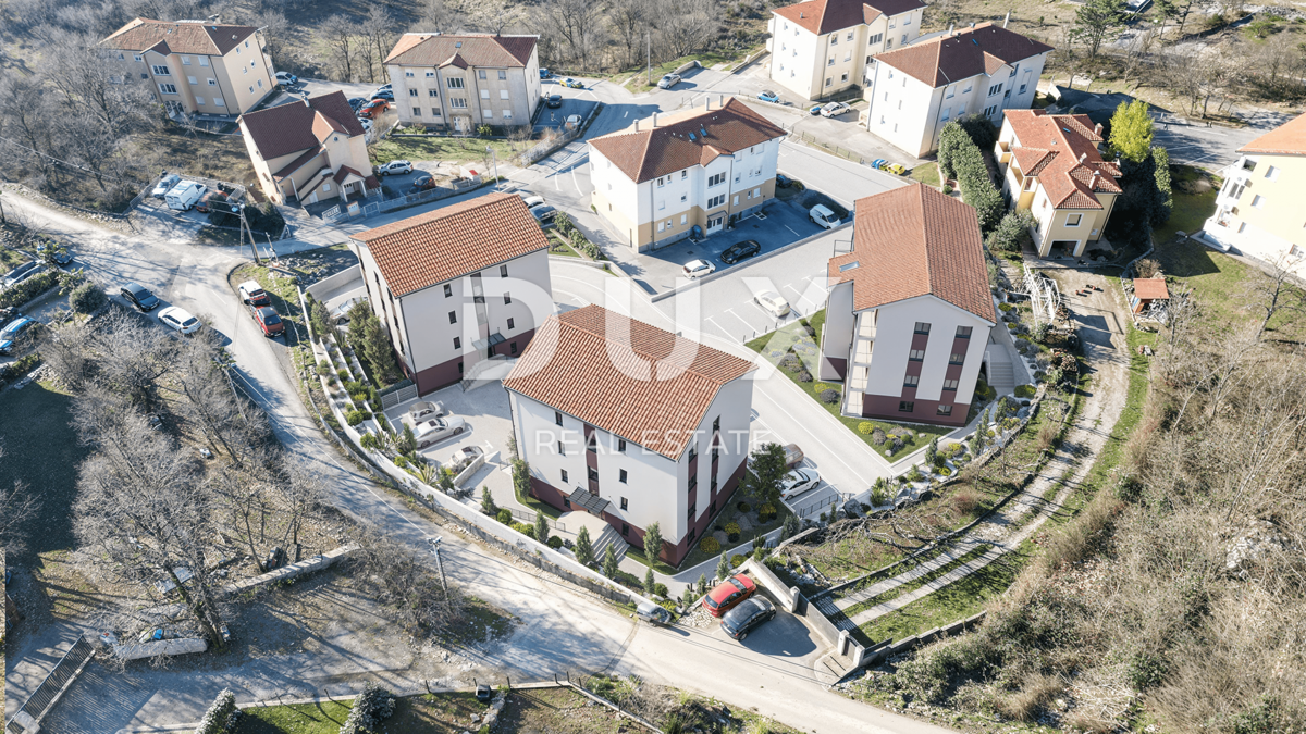 VIŠKOVO, SROKI - 2BR+DB, 1° piano, nuova costruzione!