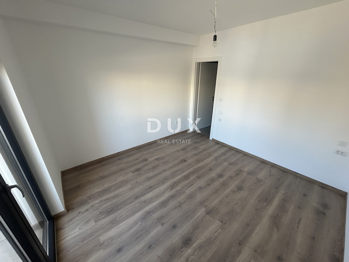 ŠIBENIK, VODICE - Confortevole appartamento duplex in posizione tranquilla