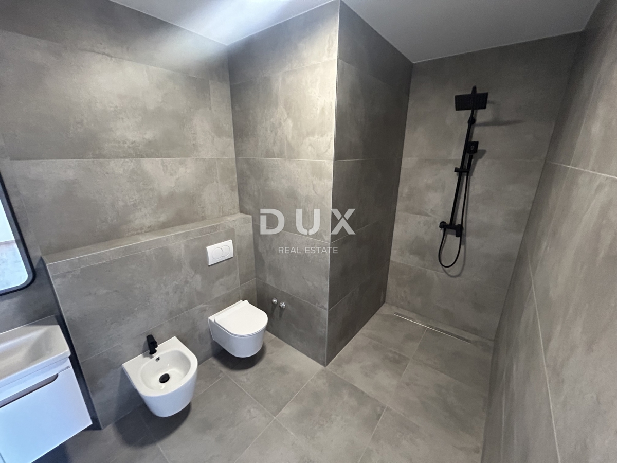 ŠIBENIK, VODICE - Confortevole appartamento duplex in posizione tranquilla