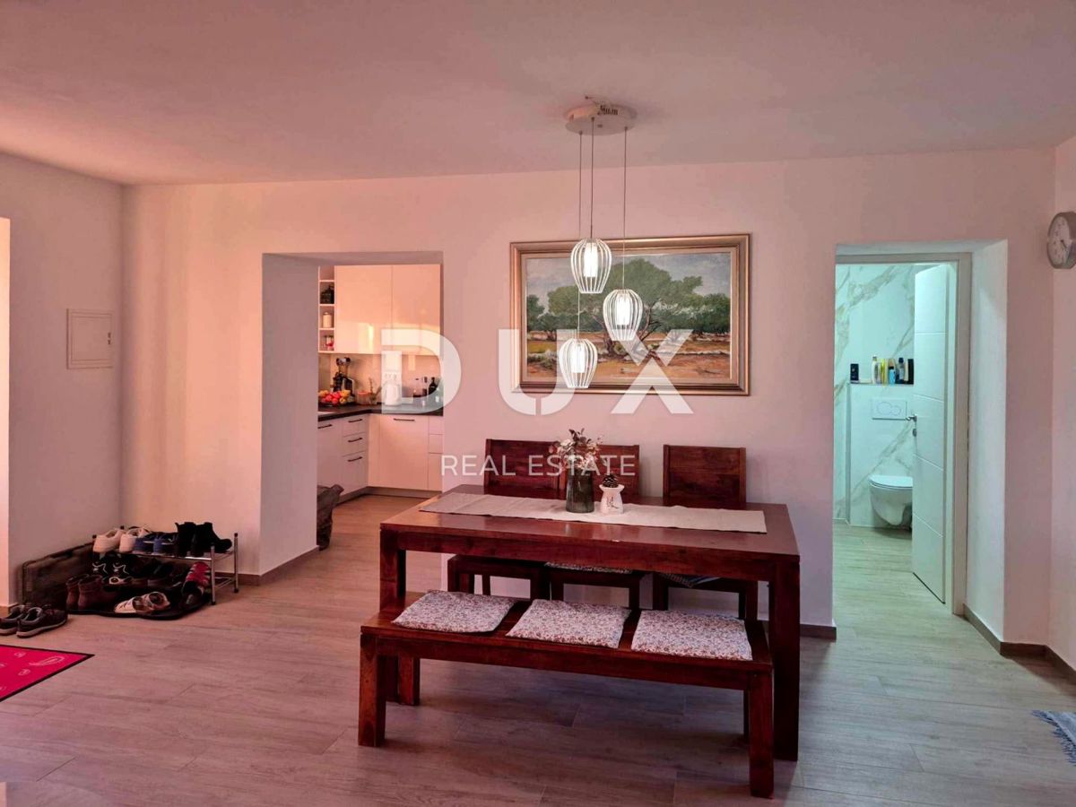 ISTRIA, PARENZO - Casa in pietra adattata
