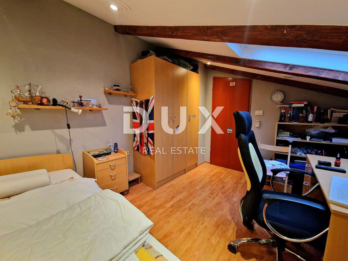 RIJEKA, SRDOČI - appartamento su due piani con 4 camere da letto, 145m2
