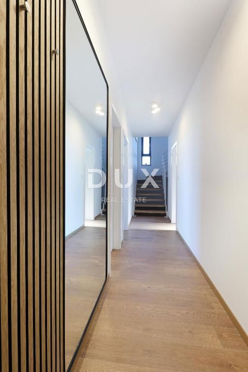 OPATIJA, IKA - lussuoso appartamento duplex in posizione tranquilla con due terrazze e vista panoramica sul mare