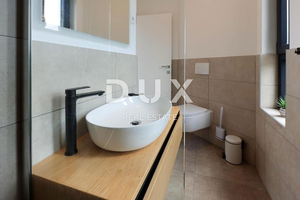 OPATIJA, IKA - lussuoso appartamento duplex in posizione tranquilla con due terrazze e vista panoramica sul mare