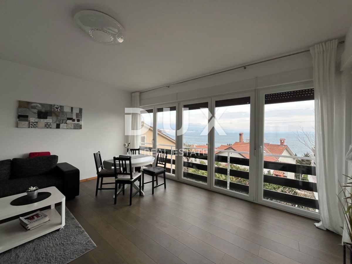 OPATIJA, CENTRO - OCCASIONE UNICA - appartamento di 73 m2 con vista mare e parcheggio